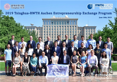 1560996870188009856.jpg 1.jpg