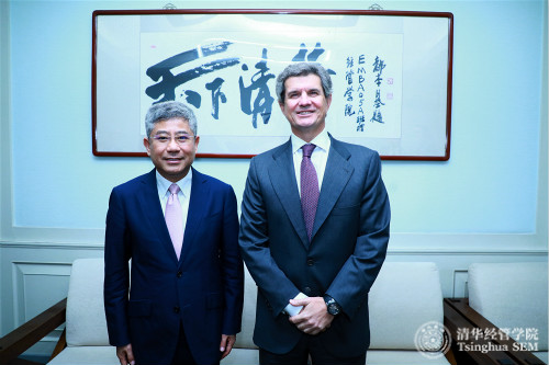 1544404423105097909.jpg 会见白重恩_meitu_1.jpg