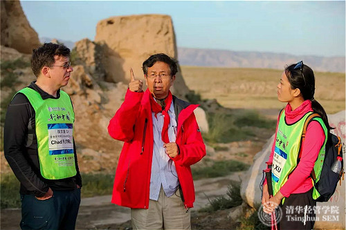 1503545433847026111.jpg 何茂春_meitu_1.jpg