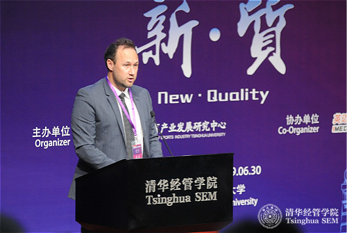 1562297884725083507.jpg 亚当_meitu_3.jpg